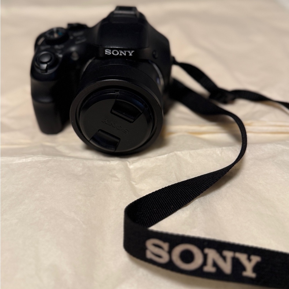 Sony Black Digital Camera (charger & lens cover included)